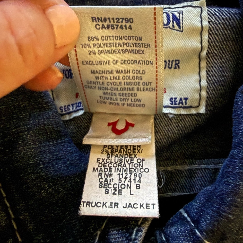 Y2K True Religion Trucker Jacket Dark Wash Stretch Denim Jean Coat Size L - Picture 7 of 7